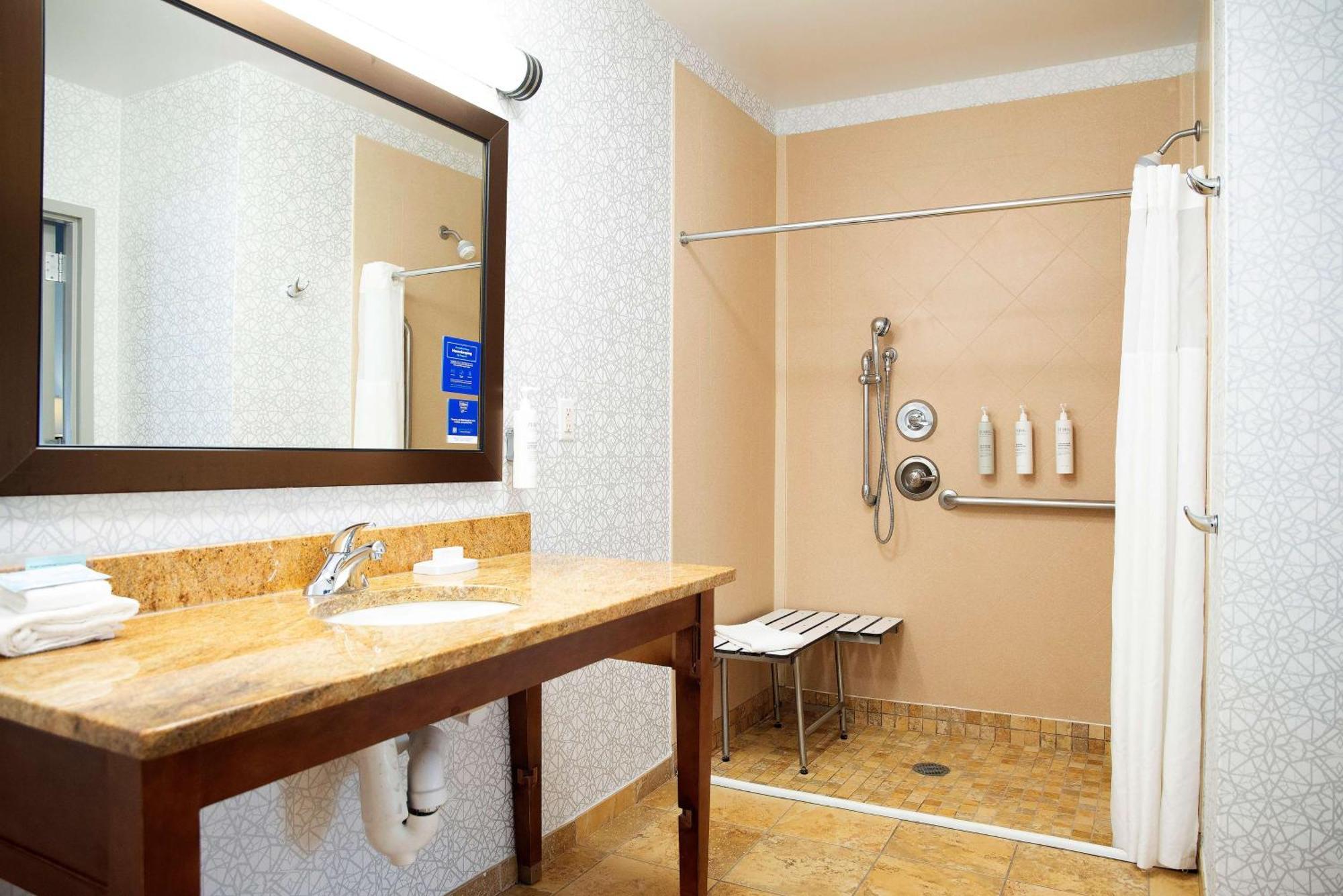 Hampton Inn & Suites ג'קסונוויל מראה חיצוני תמונה
